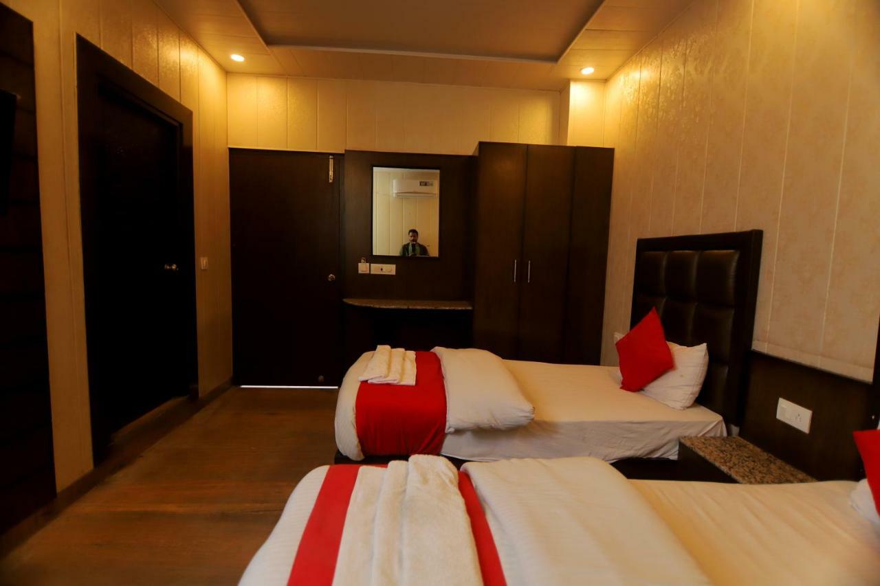 Hotel Sk International Rishīkesh Buitenkant foto
